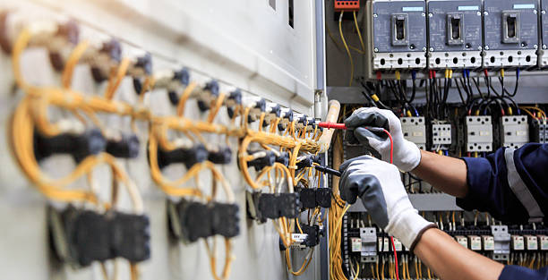 Professional Electrician technician working in Munhall, PA